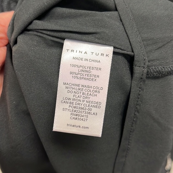 Trina Turk Mai Tai Lace Mini Shift Dress in Black 16 NEW - Picture 9 of 9